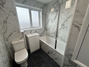 Photo 16- click for photo gallery